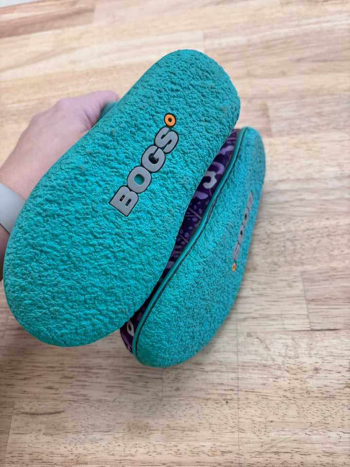 Bogs Size 8 Purple Winter Boots