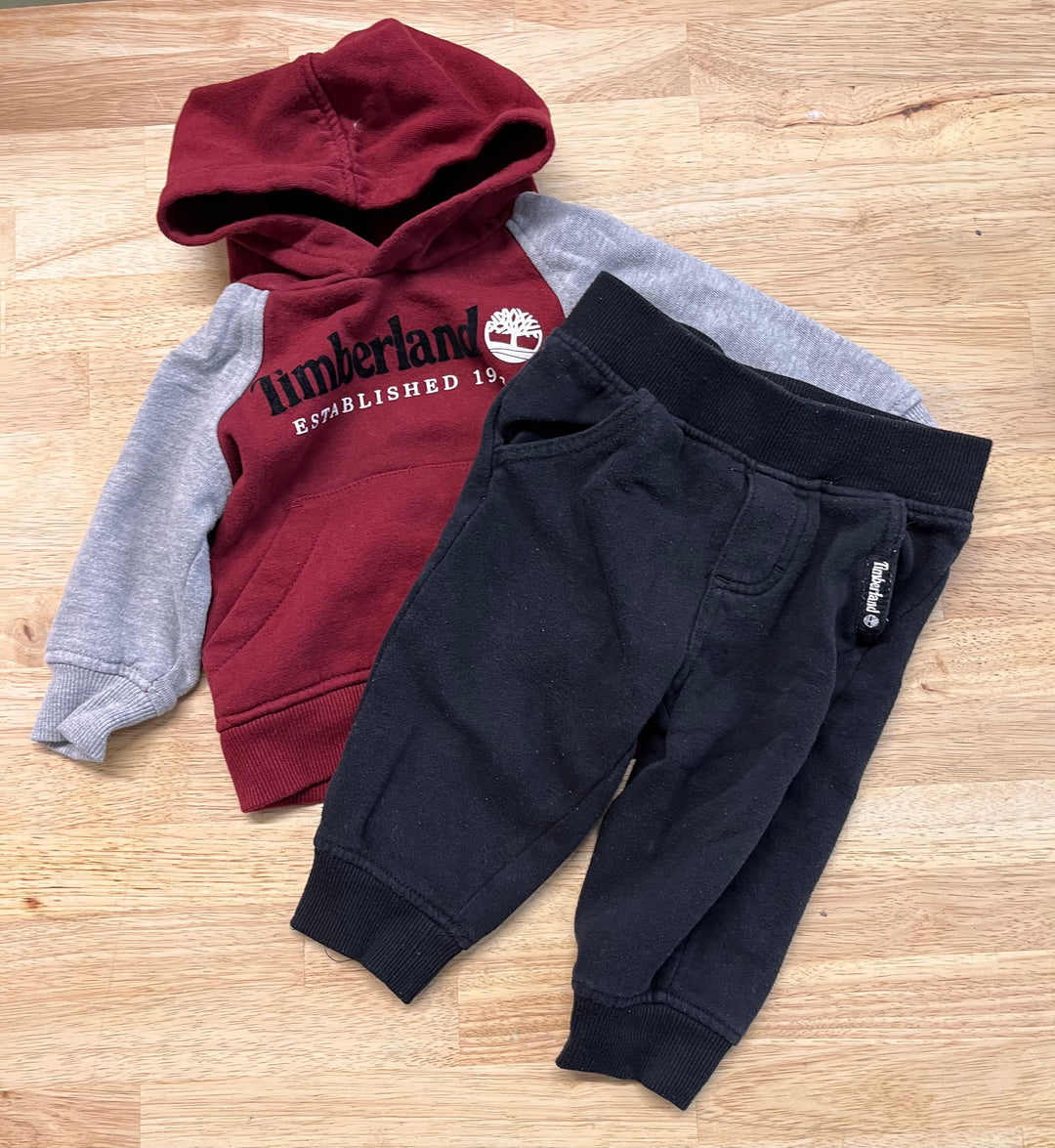 Timberland Two-Piece Set – 12 M Black/Red