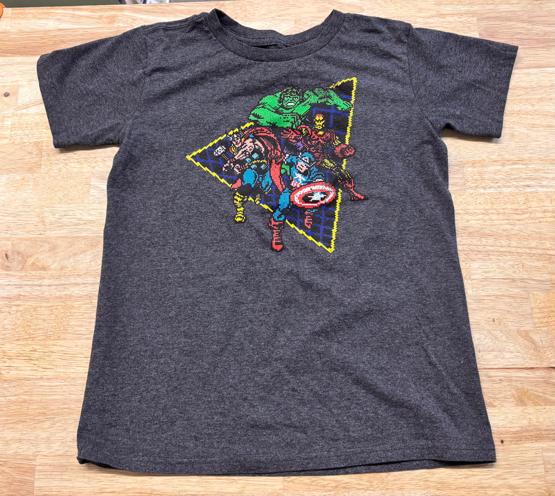 Disney Marvel Size L (10/12) Pixelated Graphic Tee