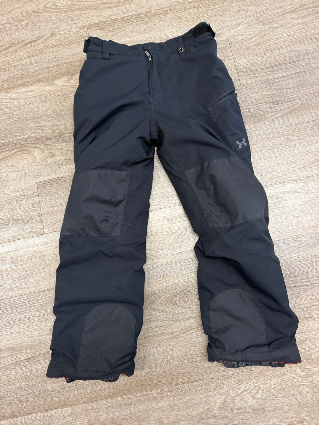 Under Armour Snow Pants – Youth Large | Black
