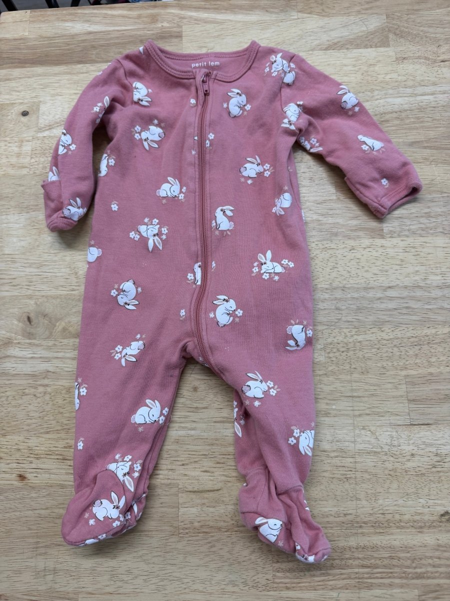 Petit Lem Footed Sleeper – 3 Months | Bunnies - Nest and Sprout-Consignment