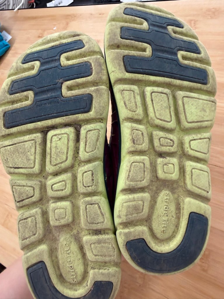 Stride Rite Phibian Shoe – 13 | Navy & Fuchsia Velcro - Nest and Sprout-Consignment