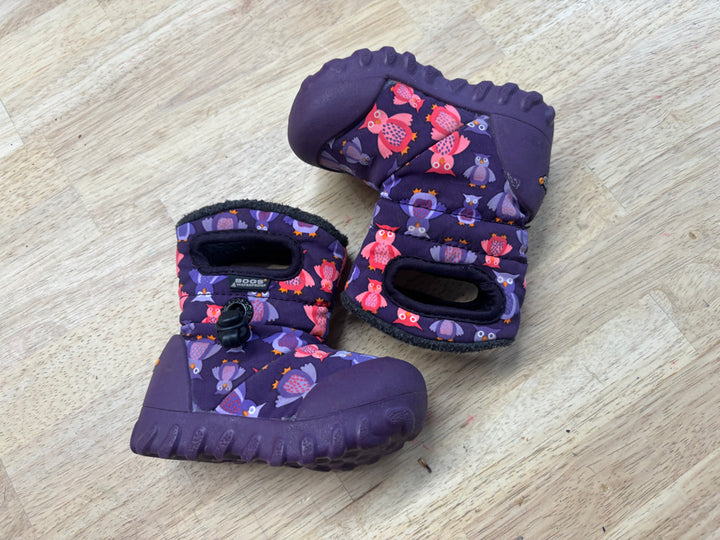 Bogs Rebound Winter Boots – Purple Owl Print | Size 4