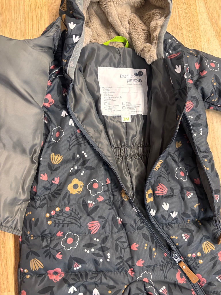 Perlimpinpin Car Seat Safe Snowsuit – Size 6-12M Charcoal Floral