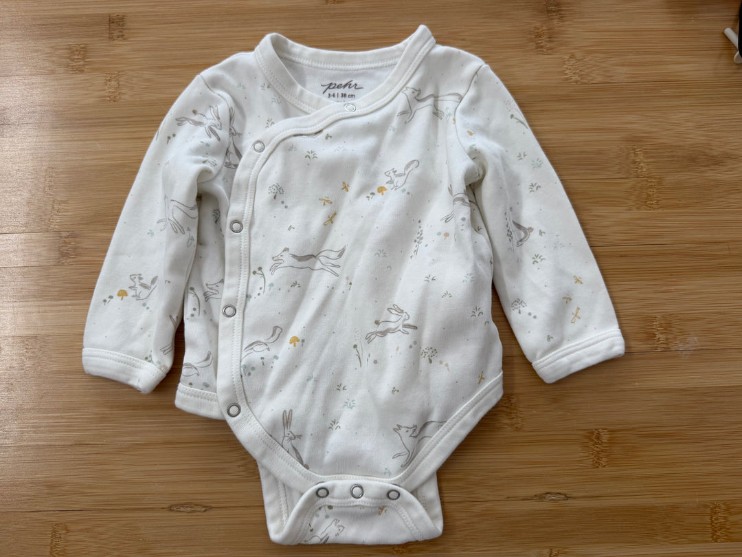 Pehr Wildlife Critters Kimono Bodysuit – 3–6M | Cream