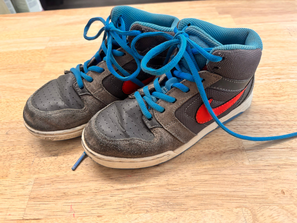 Nike High-Top Sneakers – 13