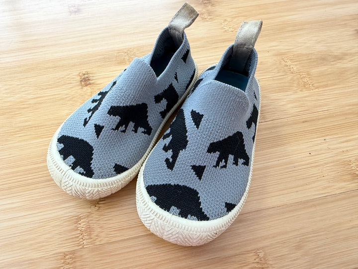 Jan & Jul Bear Knit Shoes – 6.5 | Play