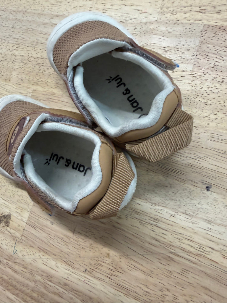 Jan & Jul Bear Mini Flyer Shoes – 4 | Minimal Wear