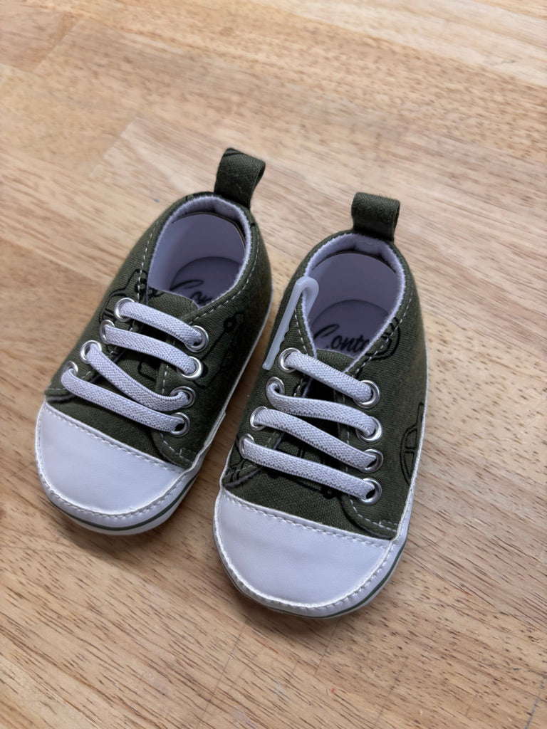 Contacts Crib Shoes – Size 0–9M (Green, NWT)