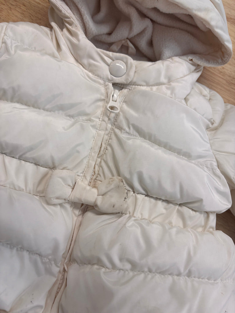 Gap 0–6M Cream Puffer Jacket imperfect