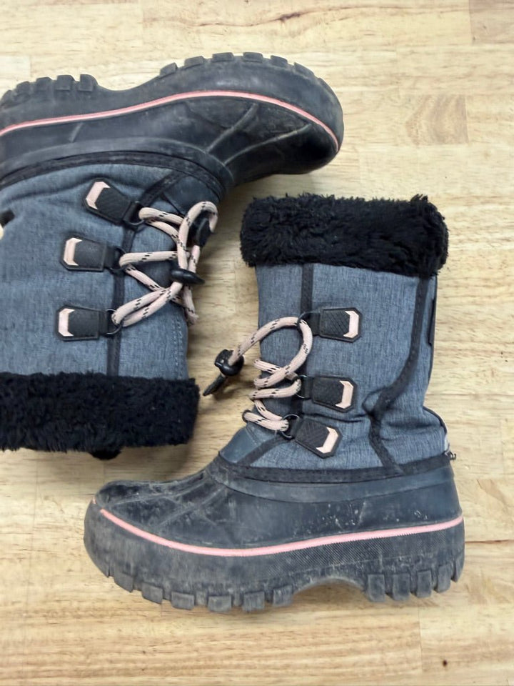 Junior Galosh Style Winter Boots – 1 | Play - Nest and Sprout - Consignment