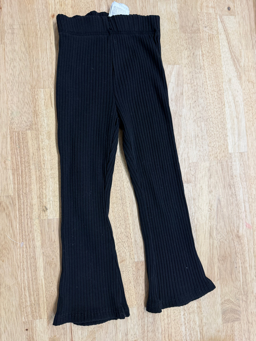 LC Waikiki Ribbed Flare Pants – 3/4 Years