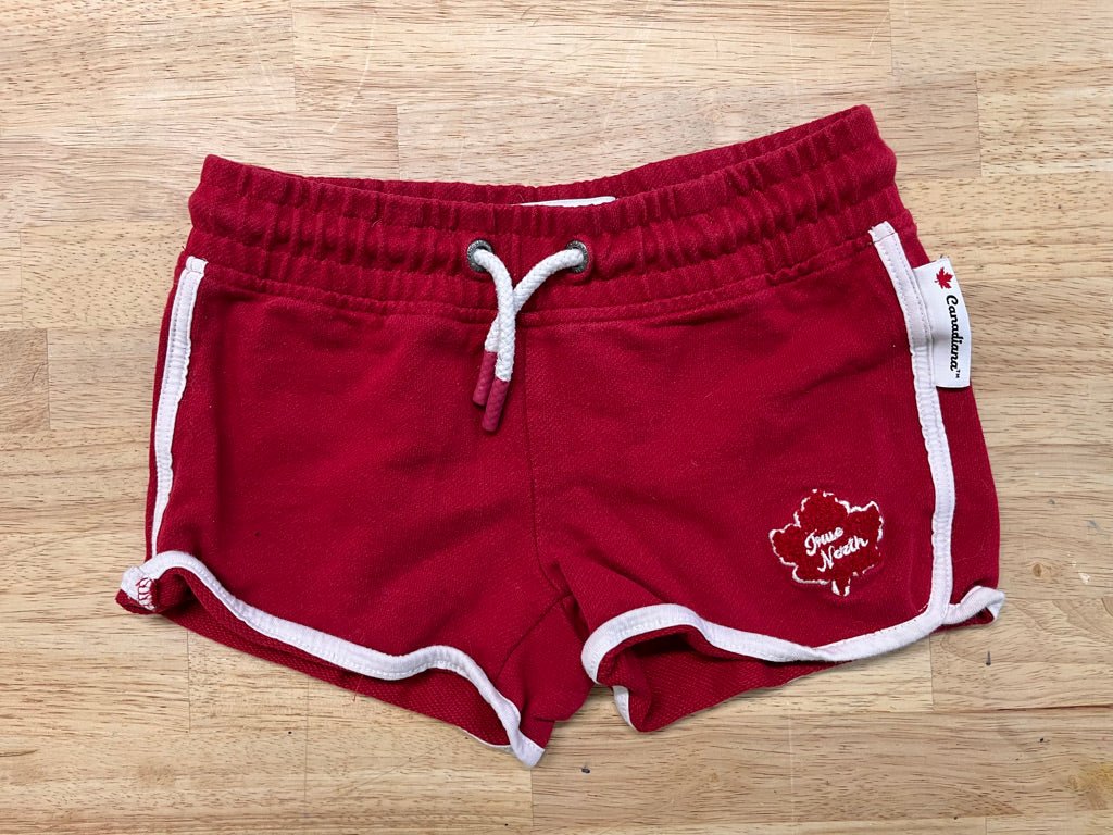 Canadiana Size 6 Red Shorts - Nest and Sprout - Consignment