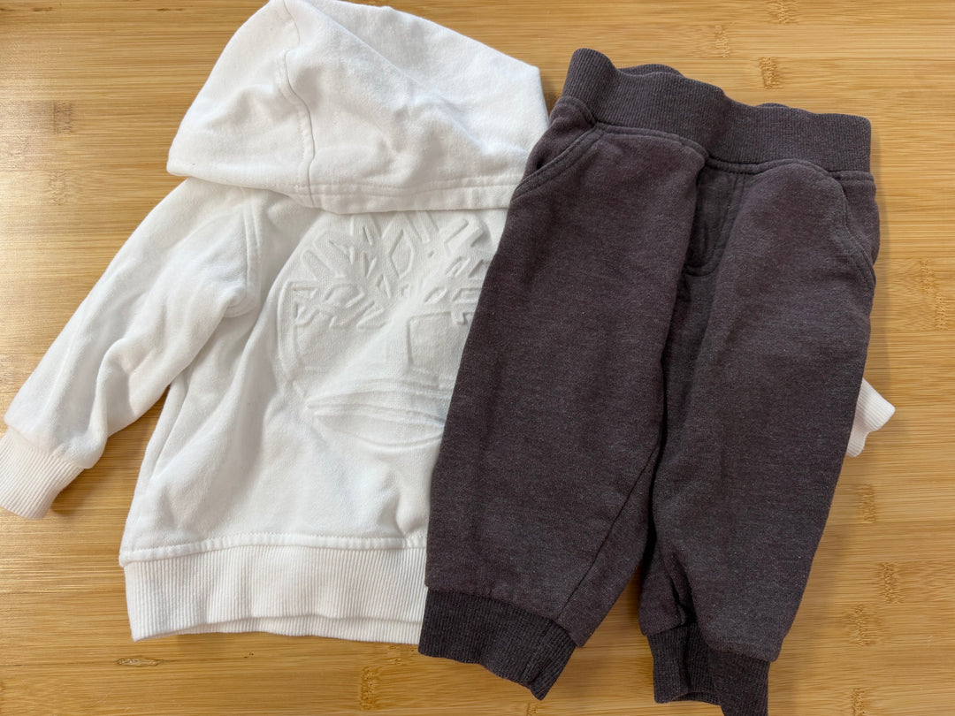 Timberland Two-Piece Set – 12M | Charcoal Legging & White Hoodie | Play