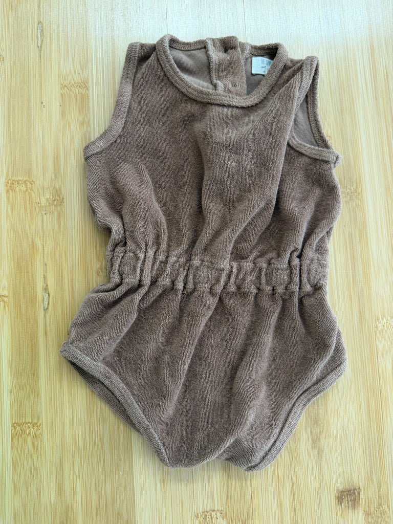 The Simple Folk Terry Bubble Romper – 6–9M | Brown Sleeveless Elastic Waist - Nest and Sprout-Consignment