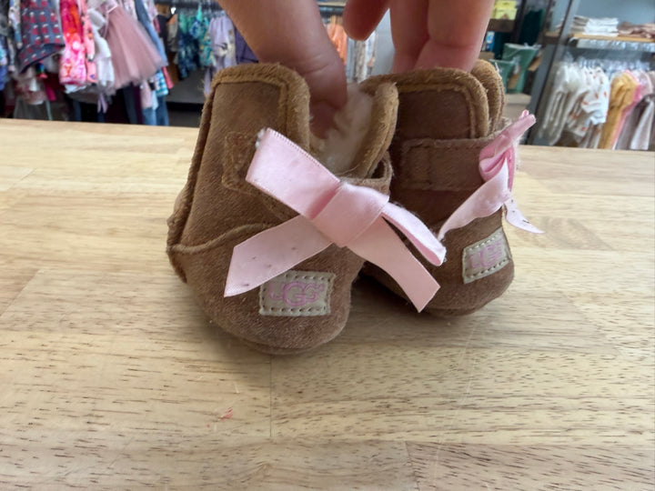 UGG Booties – Size 2/3 | Wool Sherpa Lined, Pink Bow