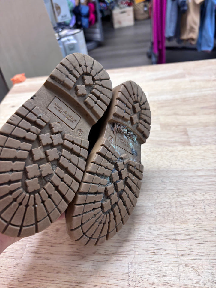 Old Navy Ankle Boots – 9