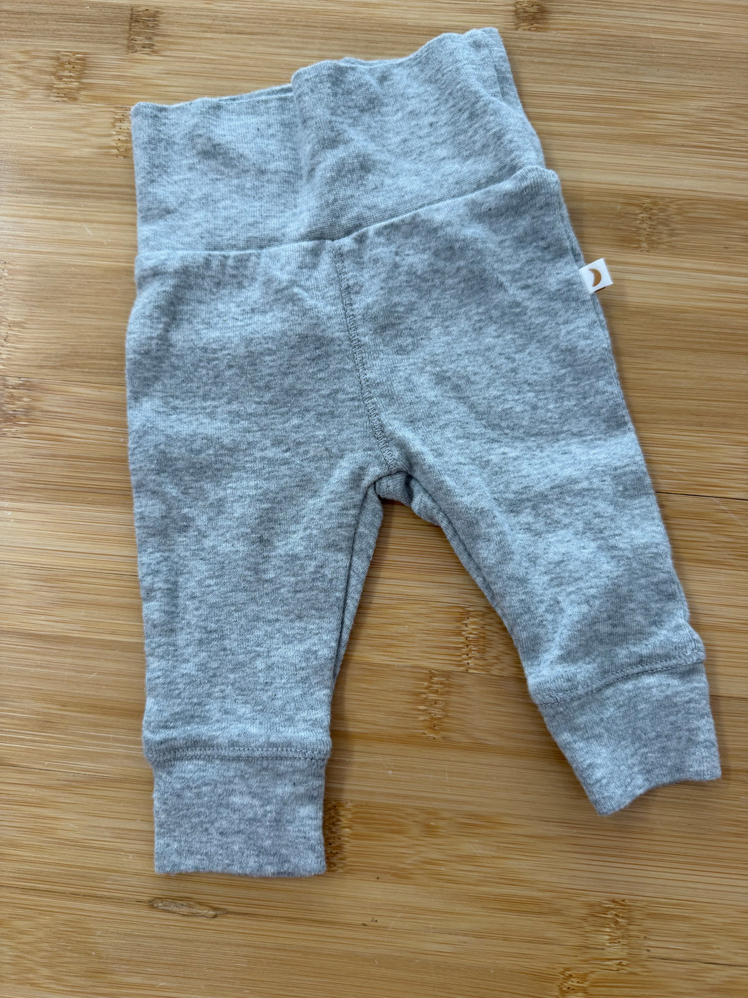 Petit Lem Grey Newborn Legging – Newborn | Like New Laundered Never Used