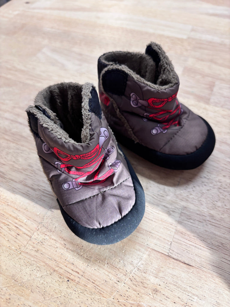 The North Face Soft Sole Quilted Boots Size 2