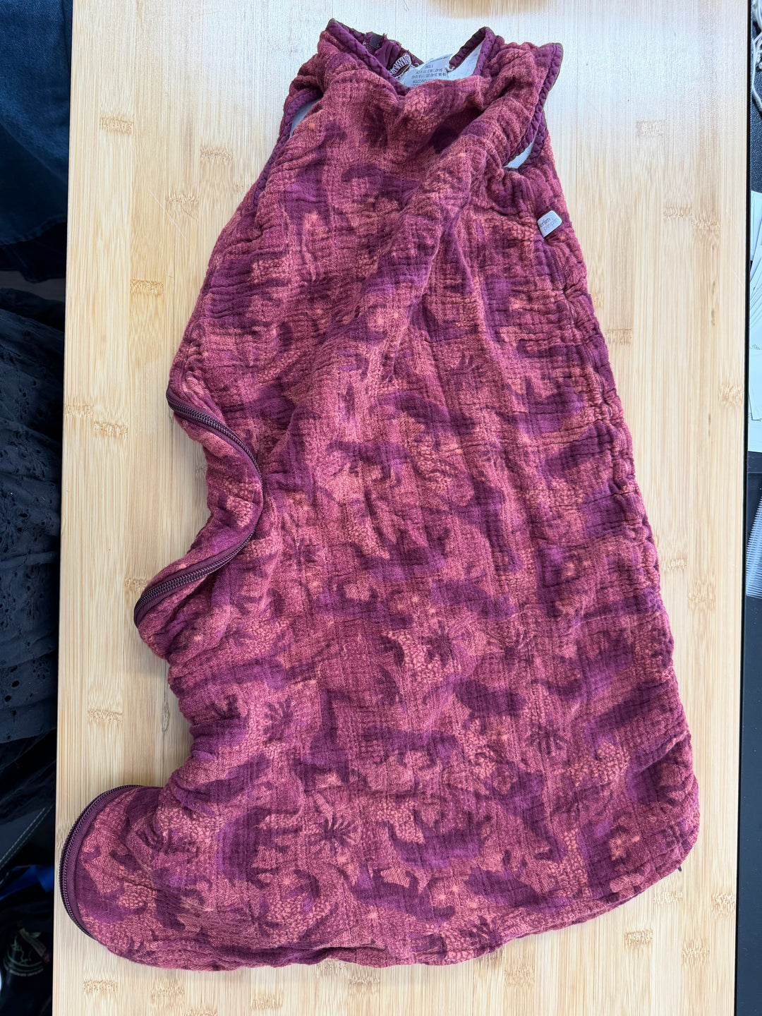 Perlim Pinpin Sleep Sack – 18–36M (Est. 3–9M After Shrinkage) | Red Print 1 Tog | Play