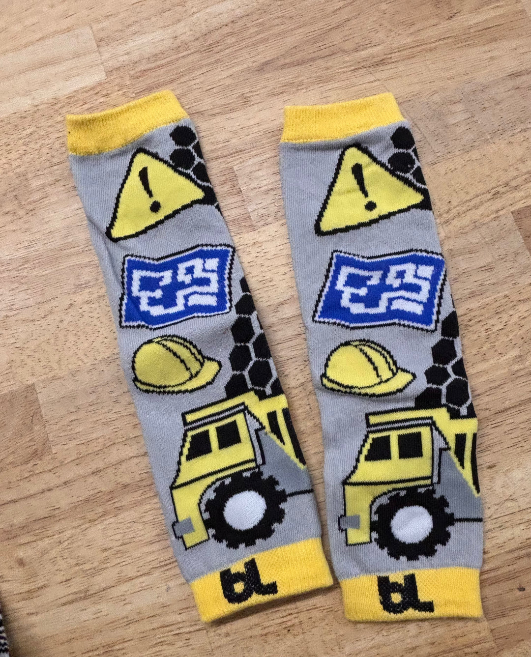 BabyLegs Leg Warmers – One Size (Construction Print)