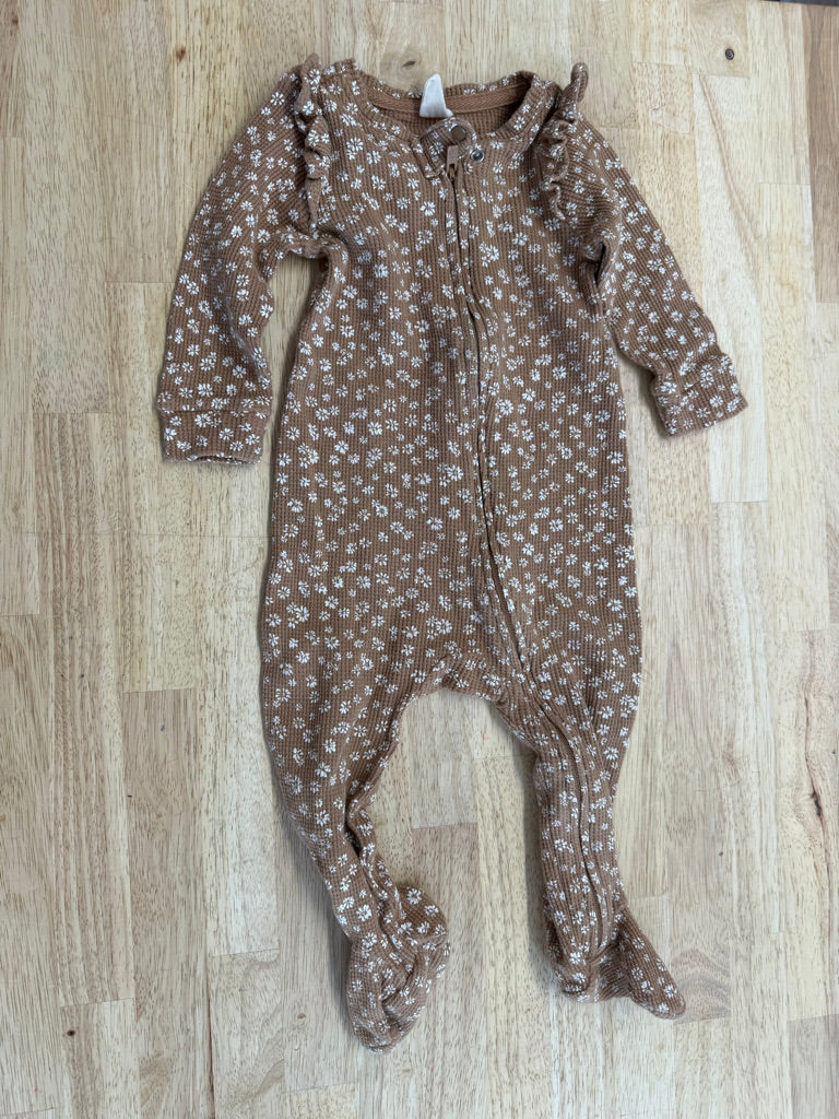 Baby Gap Waffle Knit Sleeper – 6–9M | Neutral Floral