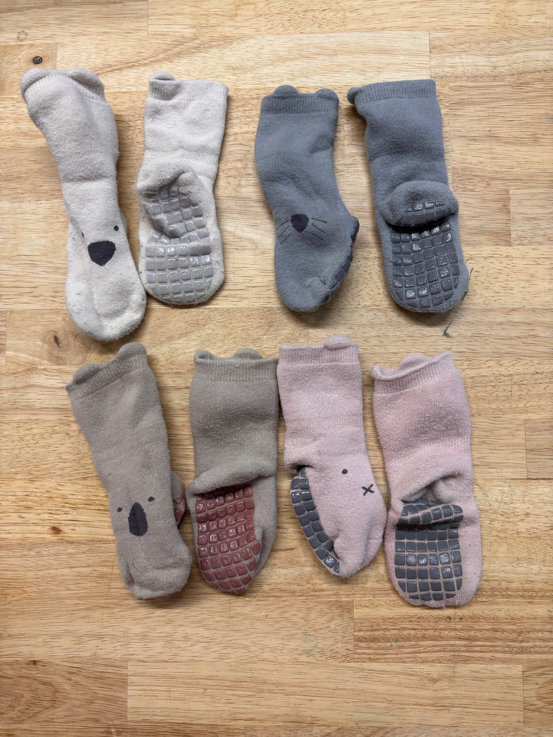 Thick Grippy Socks Set (4 Pairs) 10cm