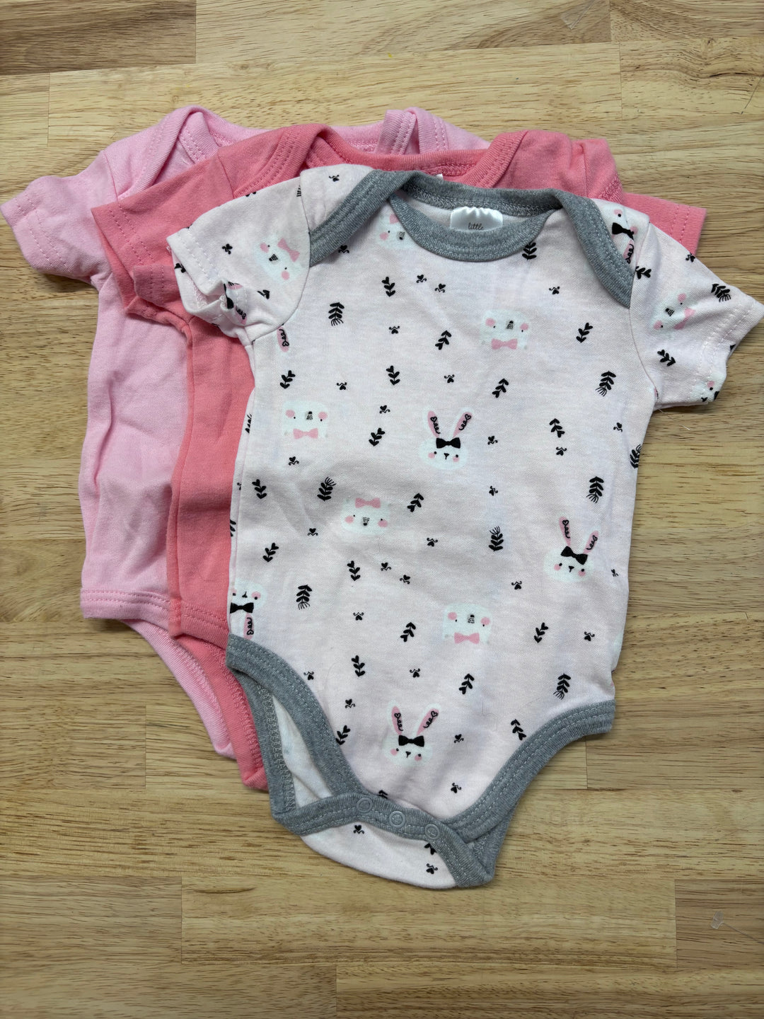 Little Beginnings Bodysuit 3-6 Months, Pink "Dream Big" Short Sleeve