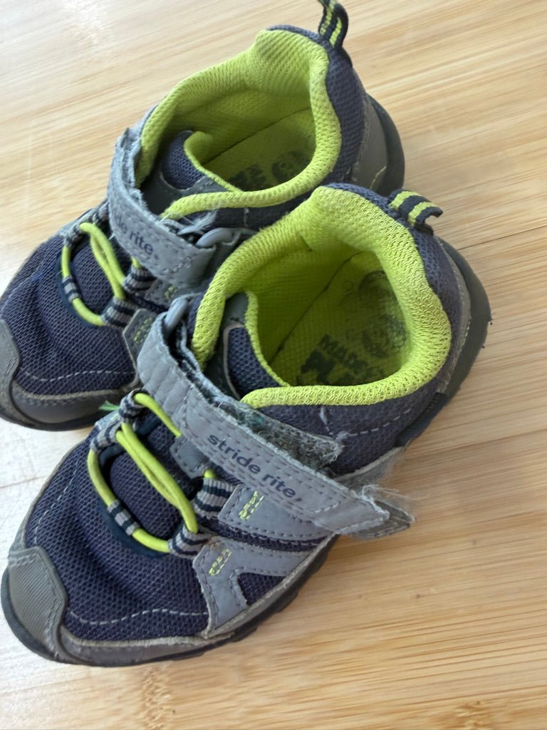 Stride Rite Grey Velcro Sneaker – 9 - Nest and Sprout-Consignment
