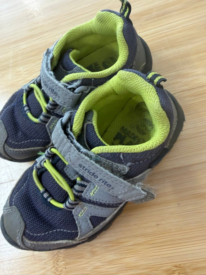 Stride Rite Grey Velcro Sneaker – 9 - Nest and Sprout-Consignment