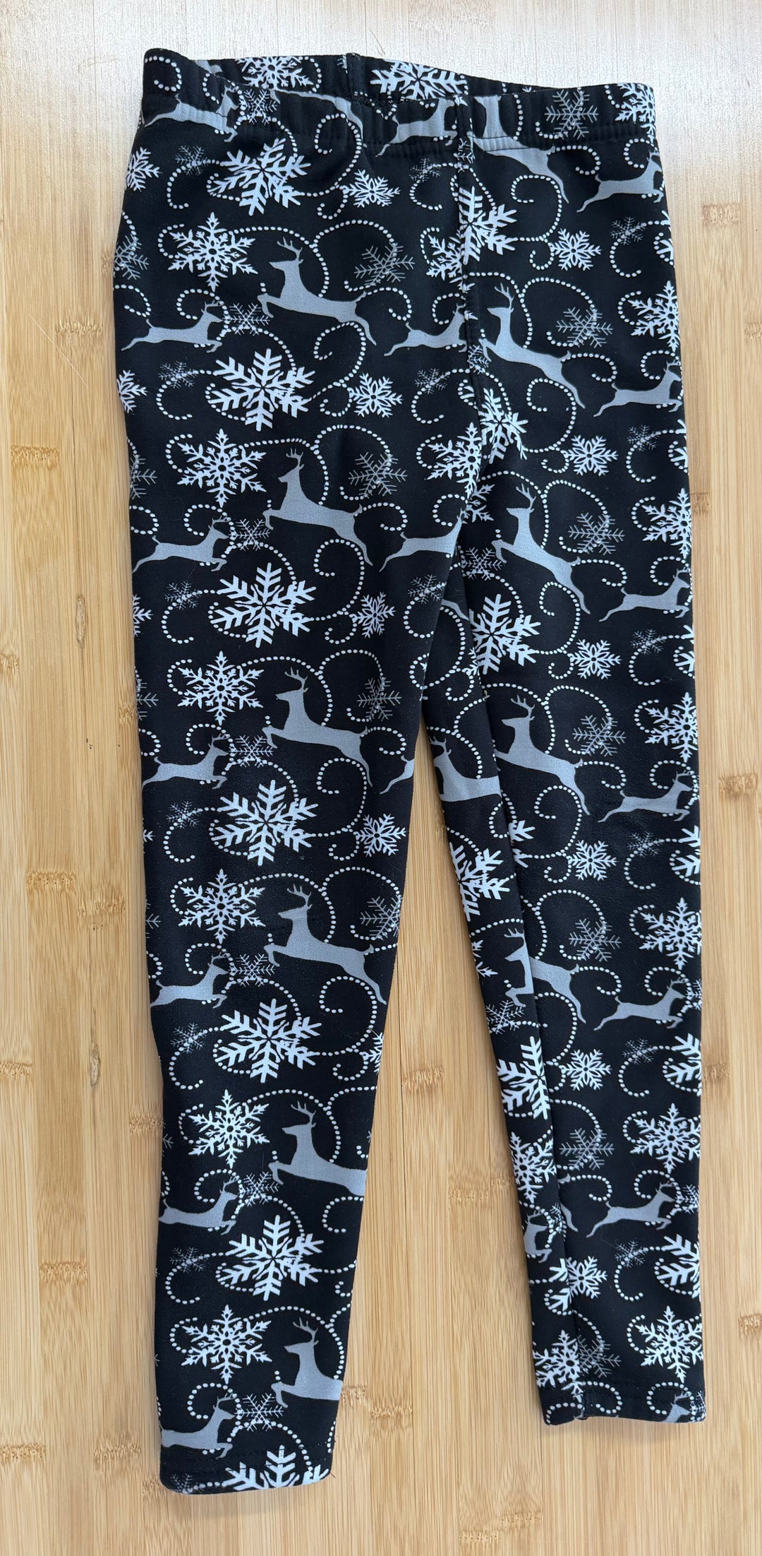 Just Cozy Fleece-Lined Leggings – 7/8 | Deer & Snowflake Print