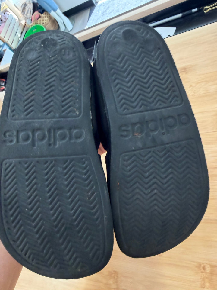 Adidas Open-Toe Black Sandal – 11