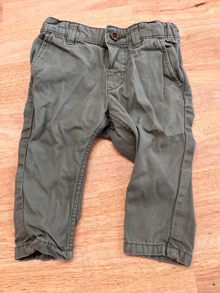 H&M 4–6M Green Chino Pants - Nest and Sprout - Consignment