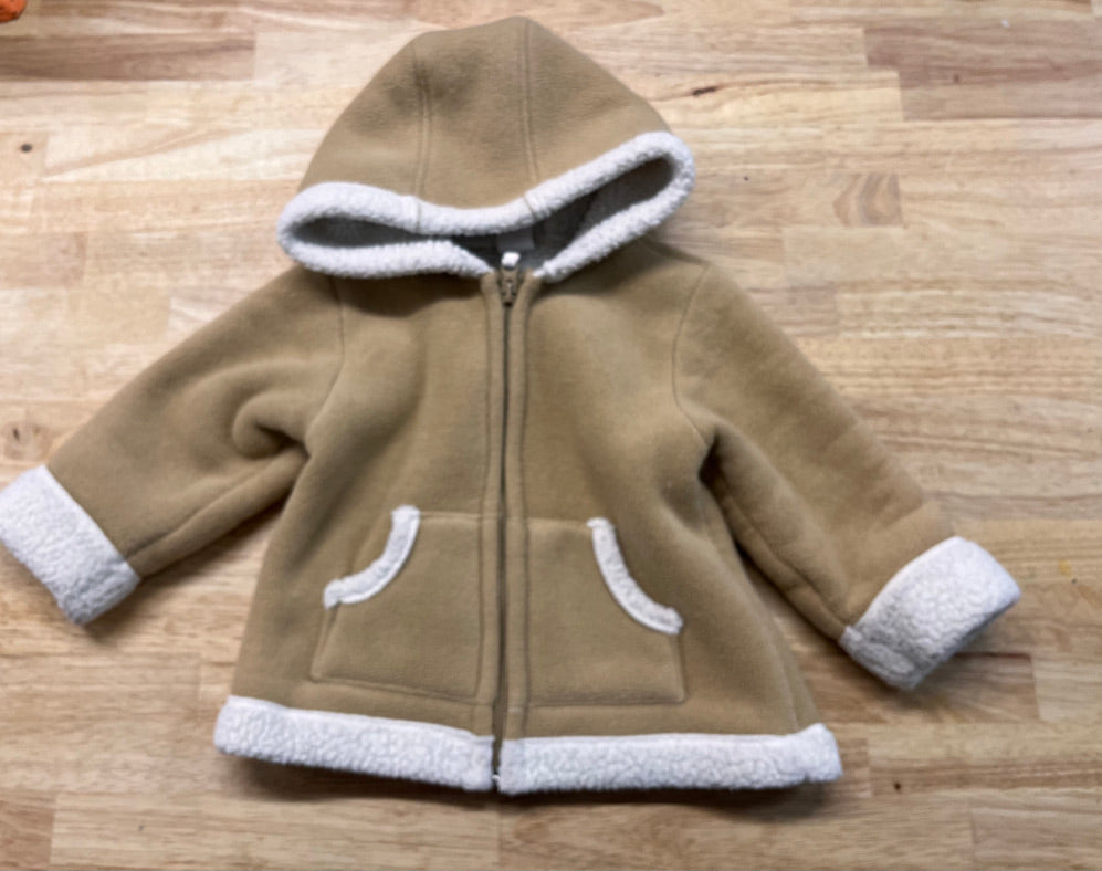Old Navy Sherpa Hoodie – Size 2T (White, Teddy Bear Sides)