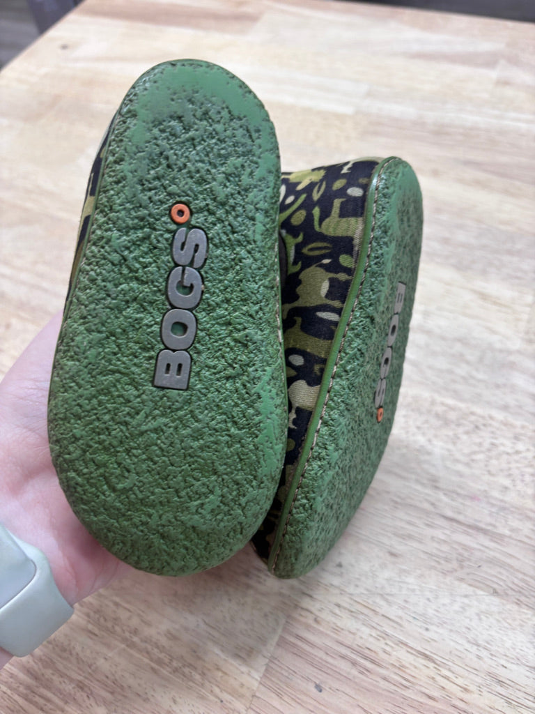 Bogs Printed Winter Boots – 6