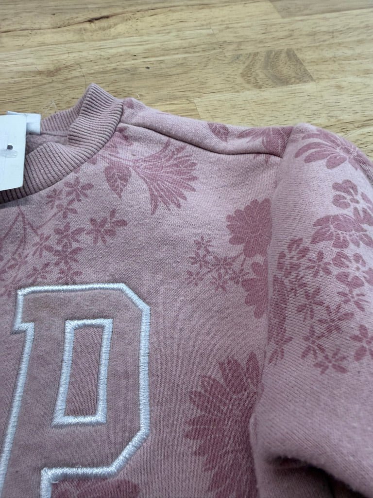 Gap Sweatshirt – XS (4–5Y) | Pink Embroidered Logo - Nest and Sprout - Consignment