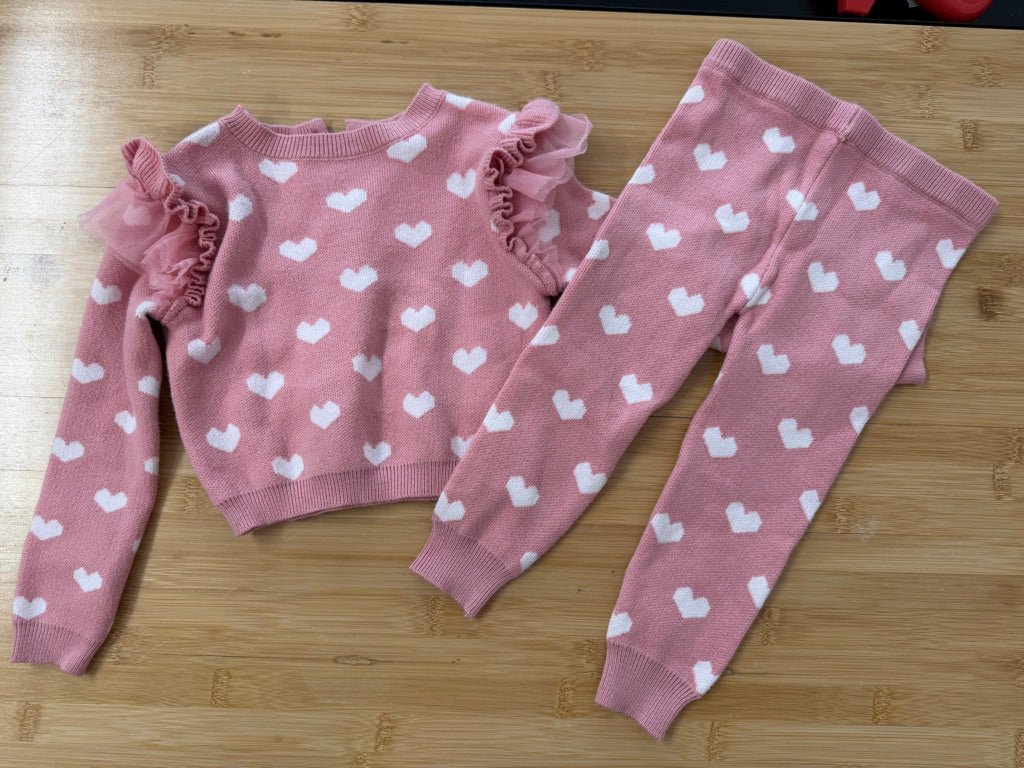 George Knit Sweater outfit – 12–18M | White Hearts on Pink - Nest and Sprout-Consignment