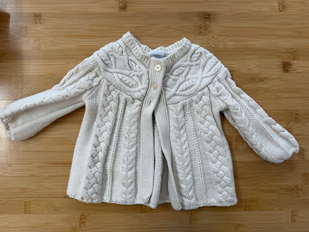 Baby Gap Cable Knit Cardigan – 12–18M | Cream Two-Button Top | Play - Nest and Sprout-Consignment