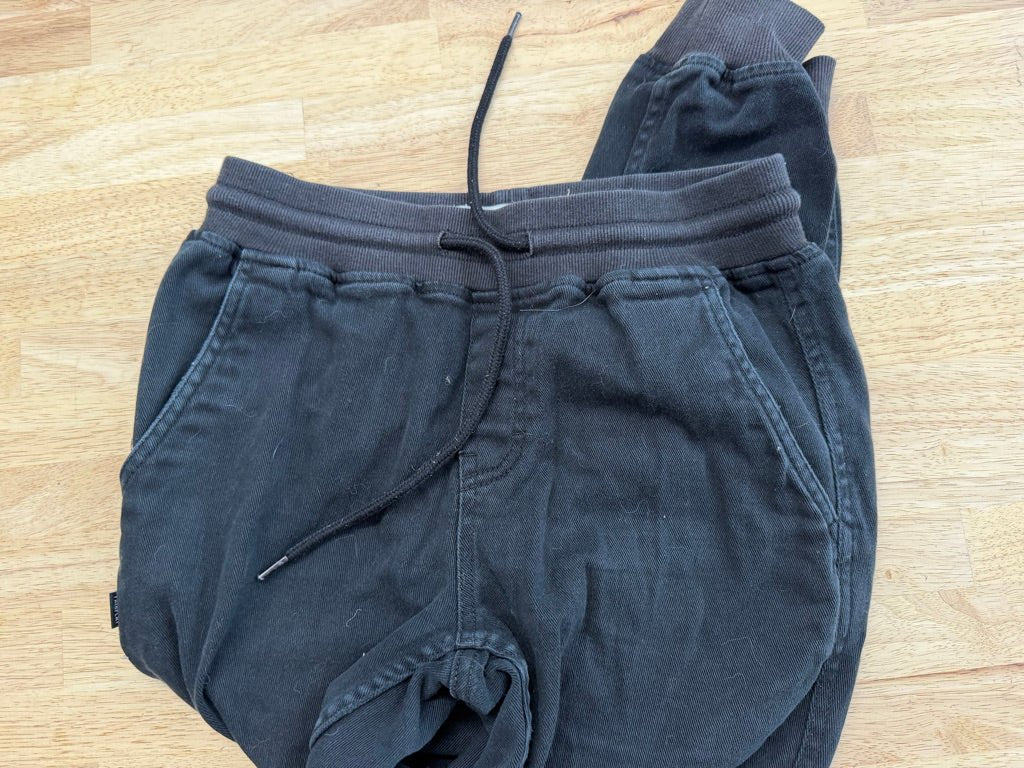 Volcom Elastic Leg Pants – Youth L (12Y) | Charcoal Grey - Nest and Sprout-Consignment