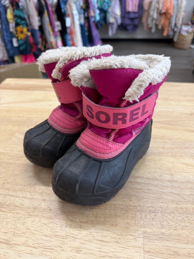 Sorel Snow Boots – 8 | Fuchsia - Nest and Sprout - Consignment