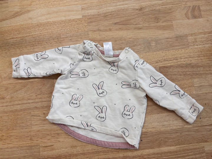 H&M 2-4M Sweatshirt - Cream Bunny Print imperfect
