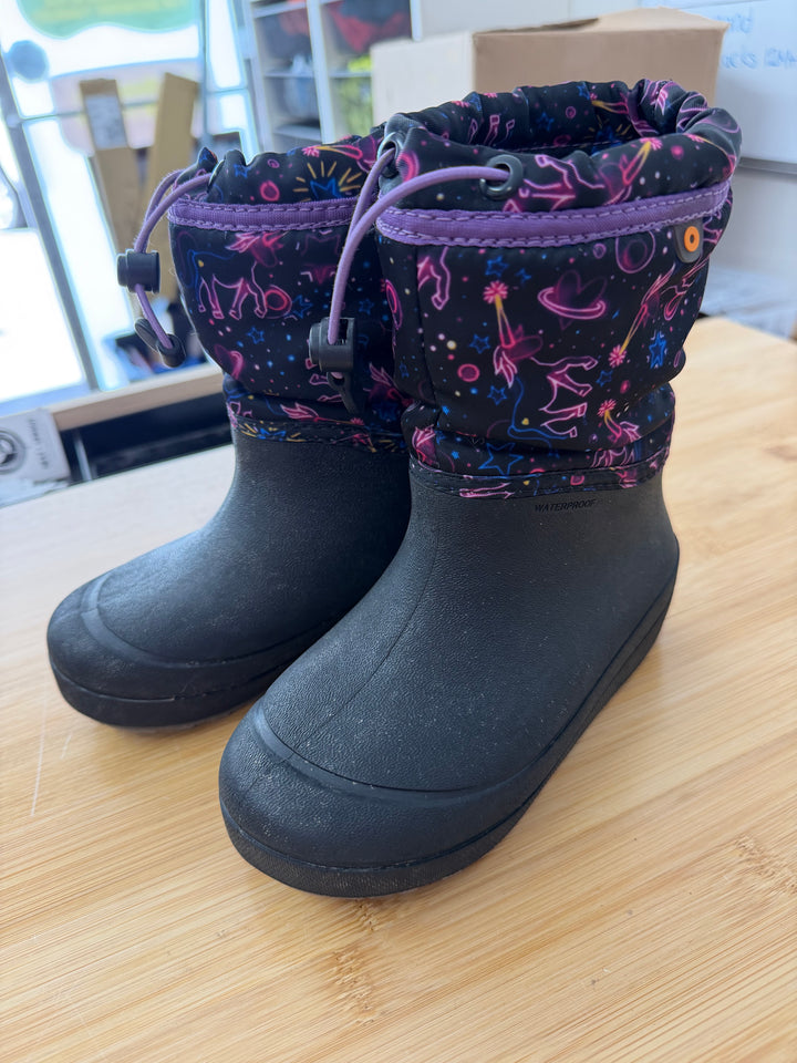 Bogs Waterproof -30°C Galosh-Lined Boot – 12 | Neon Pink Space Print & Black Minimal Wear