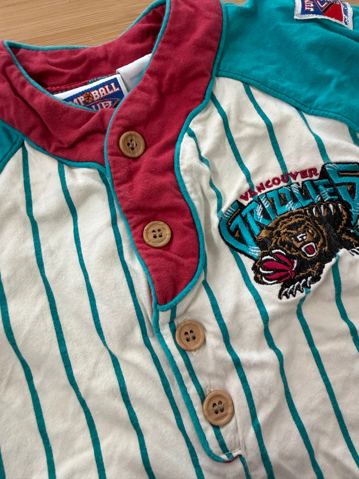 Vancouver Grizzlies Romper – 3–6M | White 100% Cotton Logo Patch