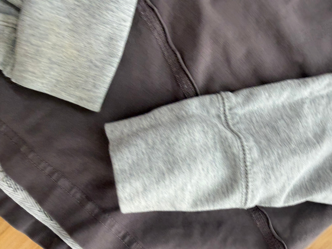 Peekaboo Beans Colourblock Hoodie – 6 | Charcoal, Green and Purple