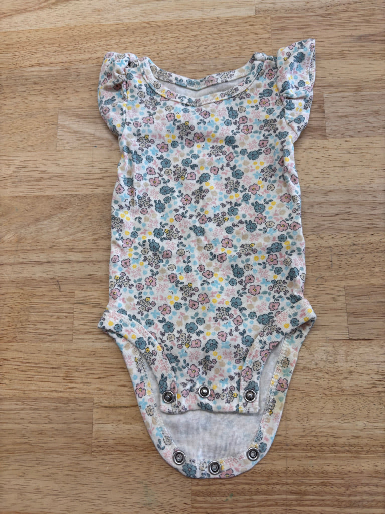 Carter’s NB Floral Bodysuit – Cream & Pastel