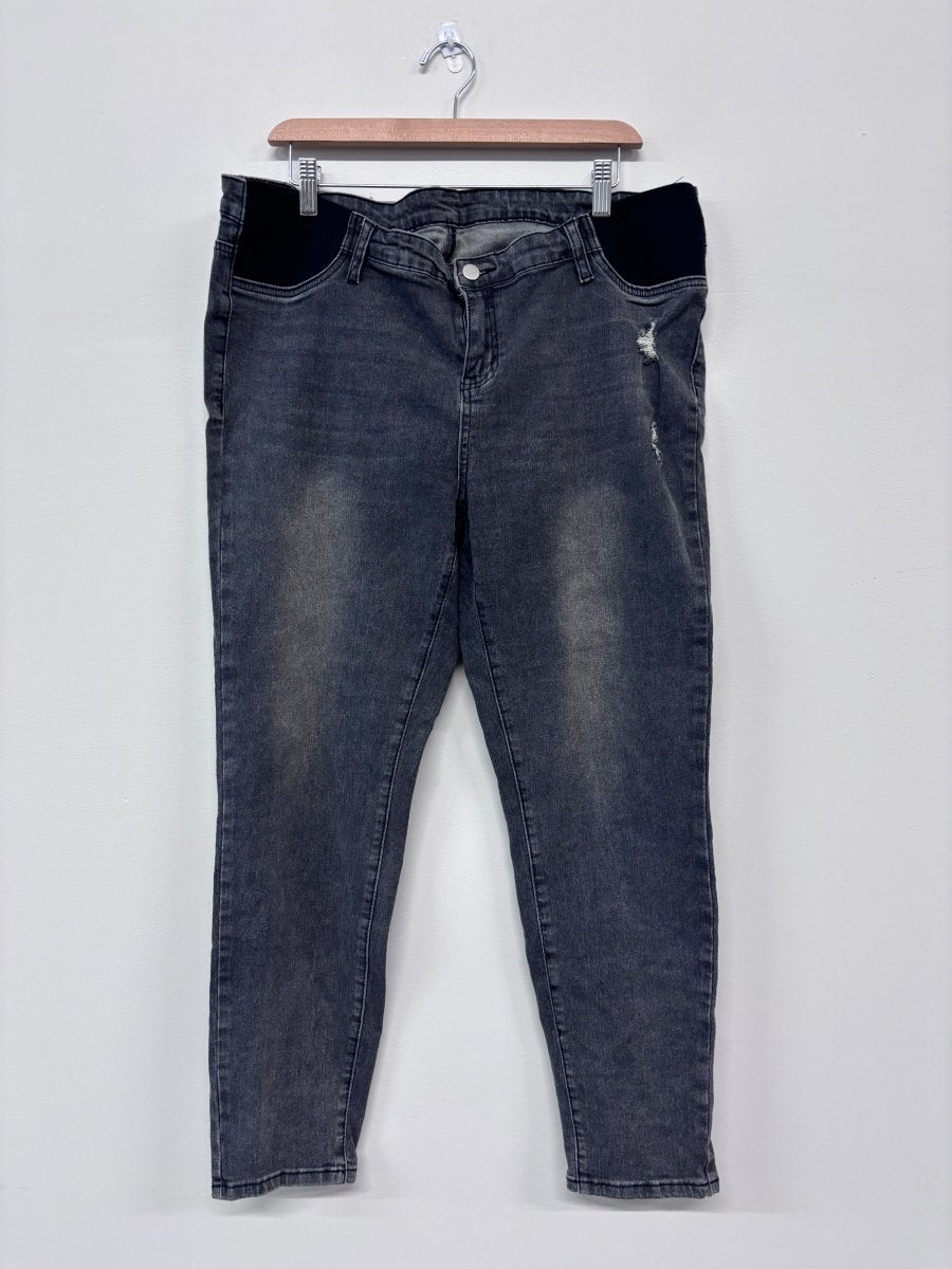 Shein Maternity Jeans (XXL) - Nest and Sprout - Consignment