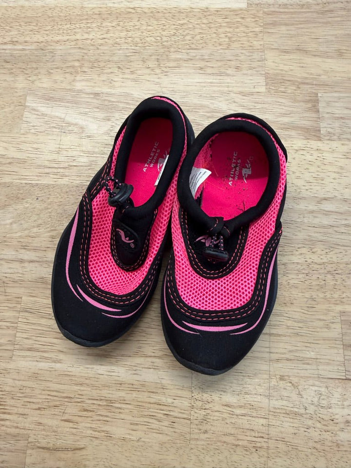 Athletic Works Water Shoes – 7/8 | Hot Pink - Nest and Sprout - Consignment