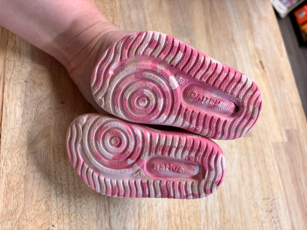 Native Tie-Dye Sandals – C4