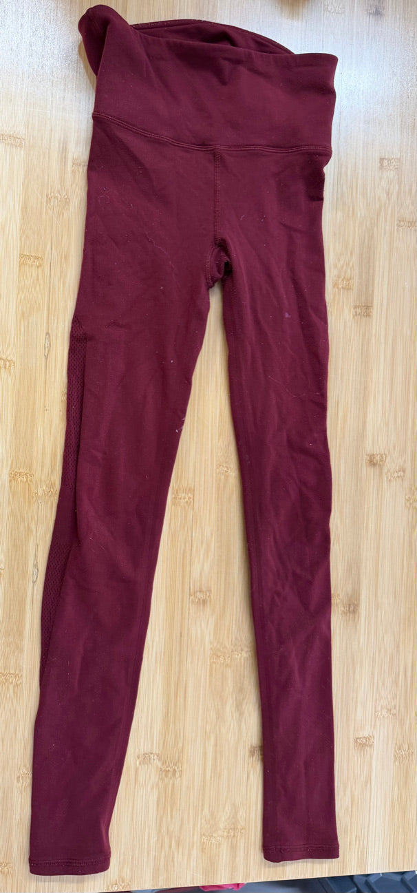 Lululemon Active Mesh Leggings – XS | Burgundy | Play