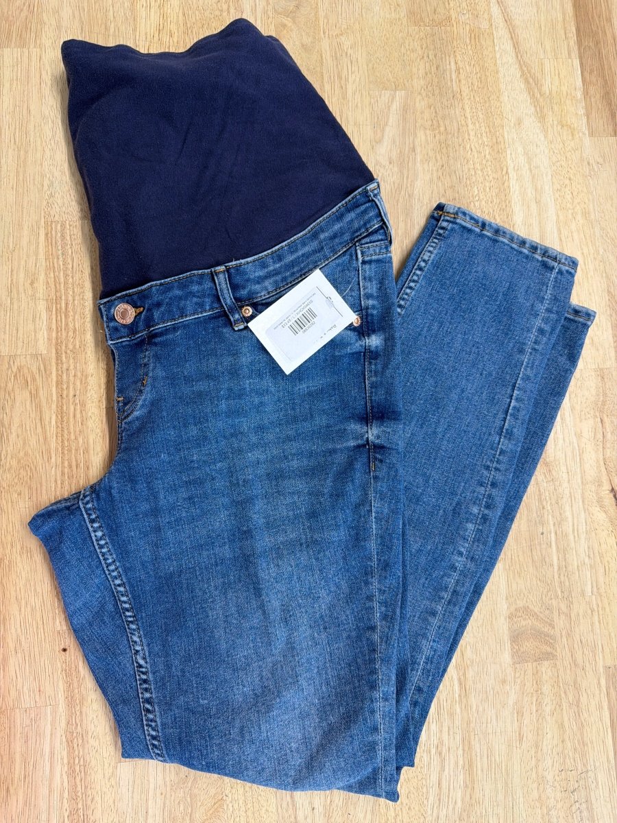 H&M Maternity Jeans – L | Blue Wash Band Skinny Leg - Nest and Sprout - Consignment